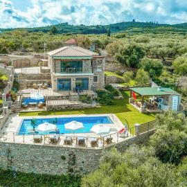 Villa Elea with Private Pool, Hotel in Zakynthos