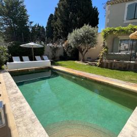 Villa Amavea avec piscine Alpilles en Provence, hotel en Maillane