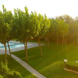 Apartamento con piscina, mar y naturaleza