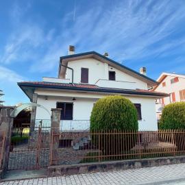 Villa Piave, hotell sihtkohas Carnate