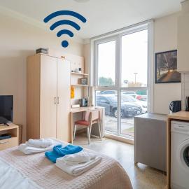 schöne 1 Raum, 1 - 2 Bett FeWo in Schönebeck - Elbe, hotel a Schönebeck