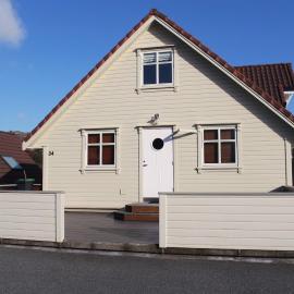 Hus ved sjøen på Bømlo, hotel in Bømlo