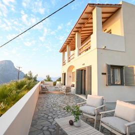 Villa Pothaia, hotel in Mirtéai