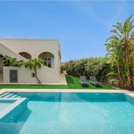 Plousia Stone Villa with Private Pool & Garden - Rethymno, viešbutis mieste Perama
