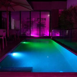 Modern Smart Home with Office, Pool, Gym and Fast WiFi - 10 min to Airport, hotel a El Aouina Station