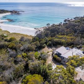 The Shack - Beachside At Binalong