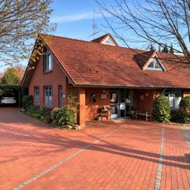 Charmante FeWo in Dorflage, hotell 