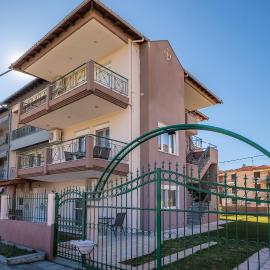 Villa Ilias, hotel in Flogita
