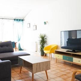 La Maison Abaselle - 10 personnes - Jardin, hotel in Tarbes