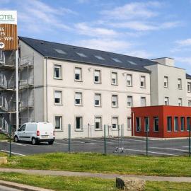 Viesnīca BRIT HOTEL CONFORT Roissy Saint-Witz - Ouverture Juillet 2026 pilsētā Senvica