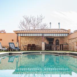 Villa Oropéndola para familias, a pocos minutos de Granada, Piscina agua salada, Parking privado, Barbacoa, Chimenea, 14 pax