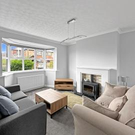 Modern Contractor House - Lockable Gated Parking