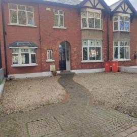 Dublin Gem, Parking, Sleeps 11, Near City Centre, Hotel in Rockbrook