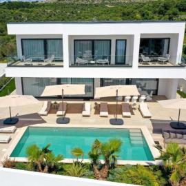 Luxury Villa 360 - private heated pool