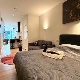 Stylish studio in the heart of Breda city center, hotel em Breda