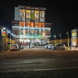 Hotel Rama-inn Lodging and Restaurant, hotel v mestu Jawhār