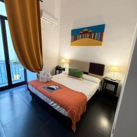 Hotel Plebiscito Aparthotel, מלון בנאפולי