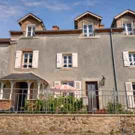 Domaine des Pommiers, hotel in Magnac-Laval