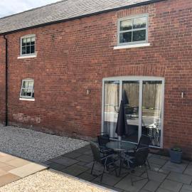 The Barn, Wolds Way Holiday Cottages, 2 bed ground floor