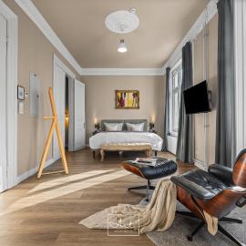 Art Apartments