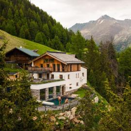Leni Mountain Chalet، فندق في سولدن