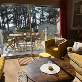 Robins Lodge by the sea