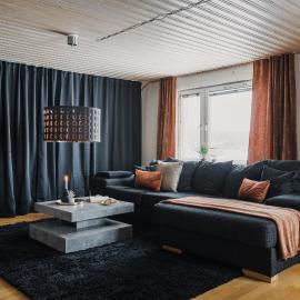 Guestly Homes - 1,5BR Top Floor Residence with Lake View
