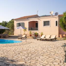 Villa Argias Halikounas, hotel u gradu Halikounas