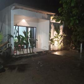 Surya homestay, hotel in Batukaras