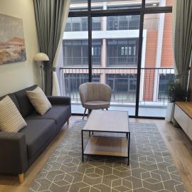 The Delice suite with balcony, vin ocean park 3, near water park, hotel a HÆ°ng YÃªn