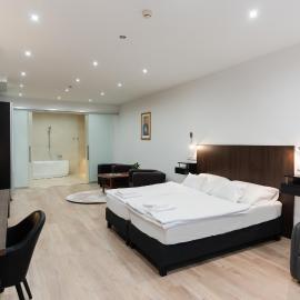Littke Pezsgőház, hotel in Pécs