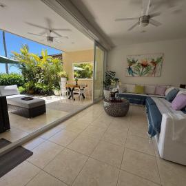 Luxury Beachfront Condo Pool Concierge