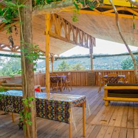 Aika Sunrise - Your Home in the Hills，依林加的飯店