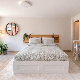 Bright studio Martigny - 30 min from Verbier - free parking, отель в Мартиньи-Виль