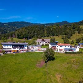 Panorama Hof Sereinig, hotel en Sankt Oswald