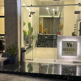 Weekend Hotel, hotel Akabában