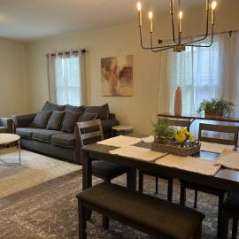 Spacious Five bedroom House close to Notre Dame