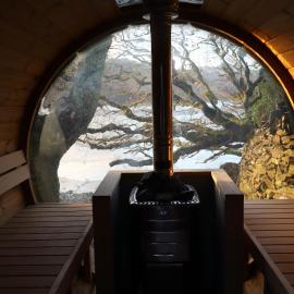Salt Marsh Cabin - Hot tub-Sauna, hotel in Barmouth
