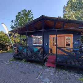Refugio PARQUE NACIONAL ALERCE ANDINO, hotel in Puerto Montt