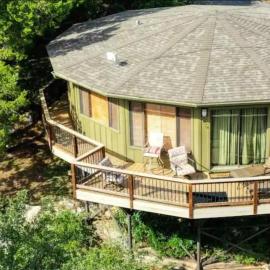 Tree House on Lake Travis #15, hotel u gradu 'Lakeway'