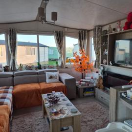 Hills family caravan ocean edge holiday park