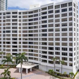 Oceanfront Luxury Escape Hollywood, FL Free Parking & No Resort Fees!