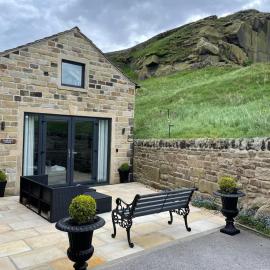 The Old Quarry Hideaway, hotel din Cowling
