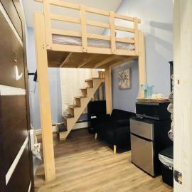 Affordable Private Room inWanaque Near NYC, Trails，Wanaque的飯店