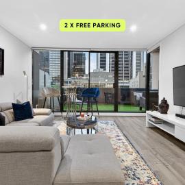 Spacious 3BR on Bourke St Grand Balcony & City Views