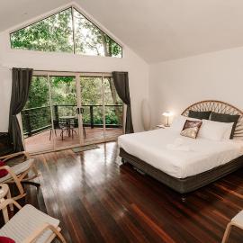 Shambala Estate Cottages, hotel in Tamborine Mountain