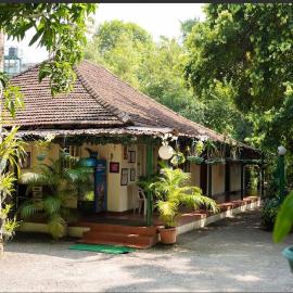 Palm Grove Service Villa