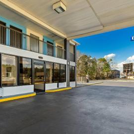 Days Inn by Wyndham Ocean Springs โรงแรมในโอเชียนสปริงส์