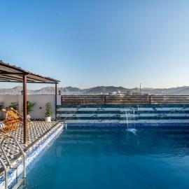 The Royal Galaxy - Hotel in Fateh Sagar Rd, хотел в Bedla