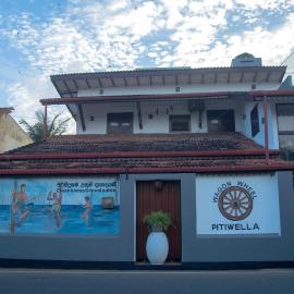 Wagon Wheel Inn, hotel sa Boossa